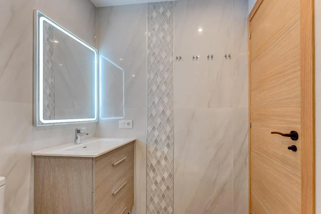 Exclusive 2Bedrm Aircon 200M Beach Costa Adeje 0*, Costa Adeje (Tenerife)